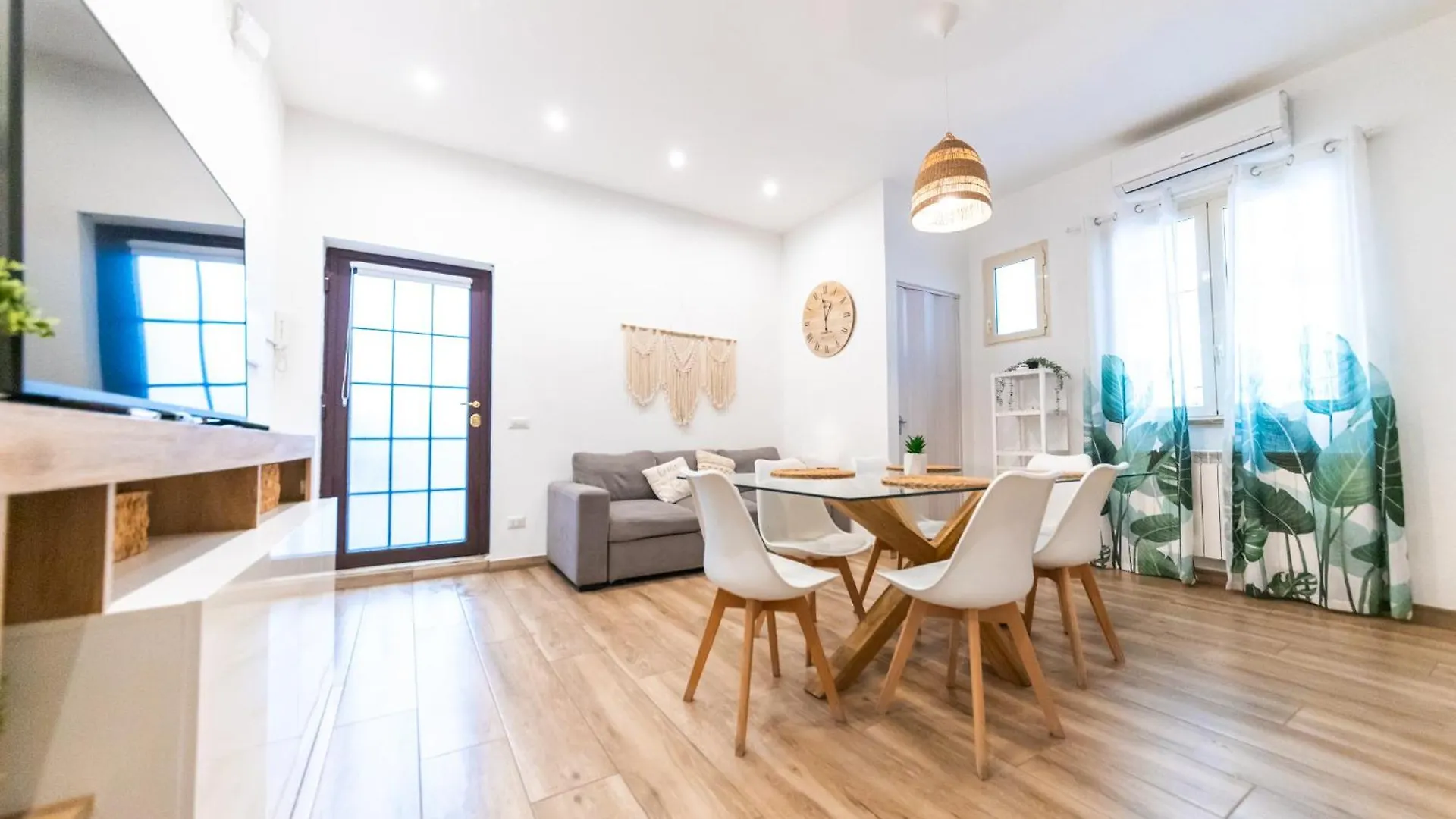 Metrofront-Apartment Roma Italy