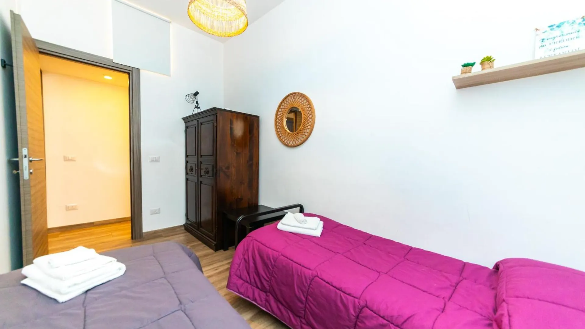 Metrofront-Apartment Roma Italy