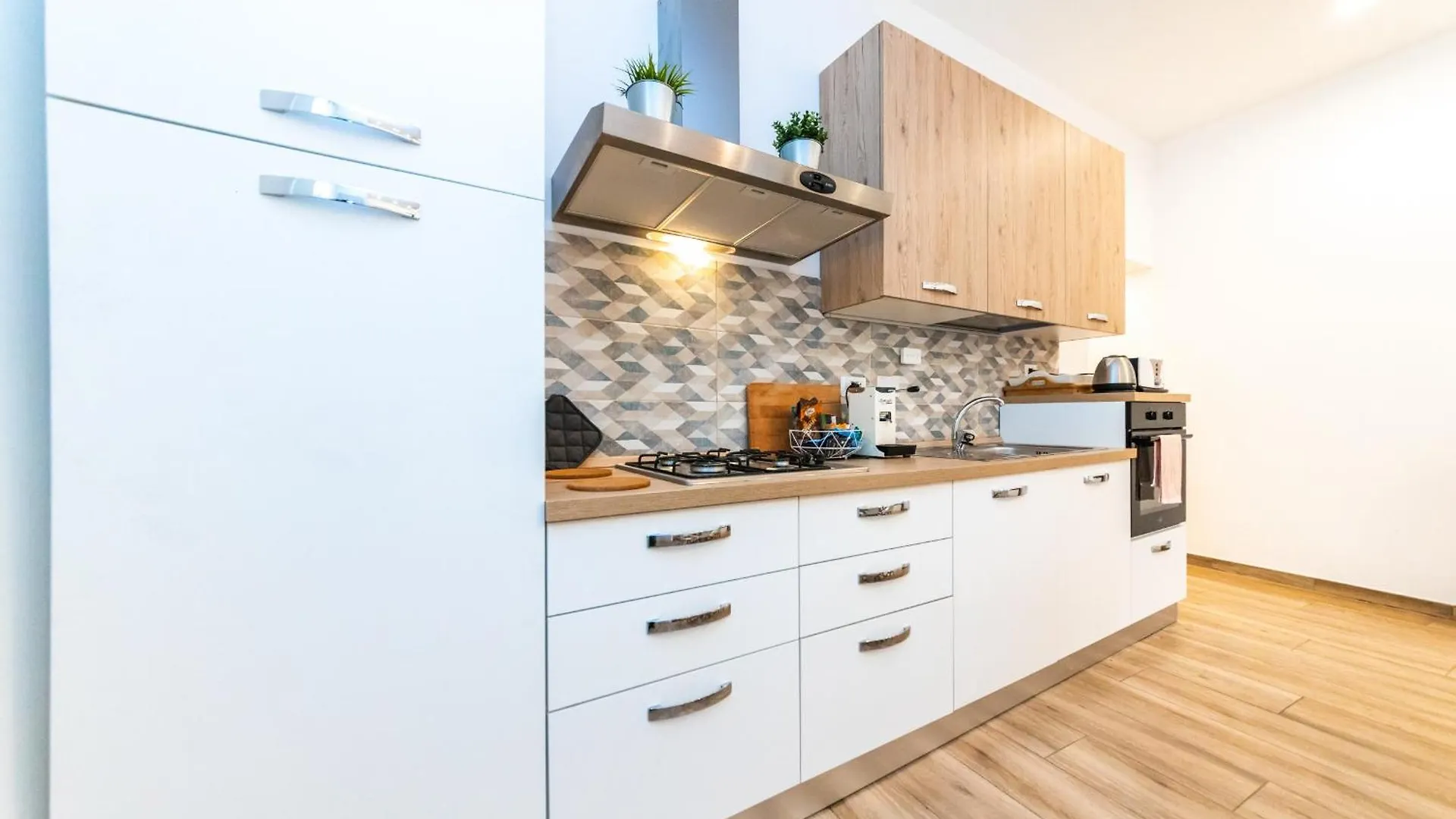 Metrofront-Apartment Roma 0*, Rome Italy