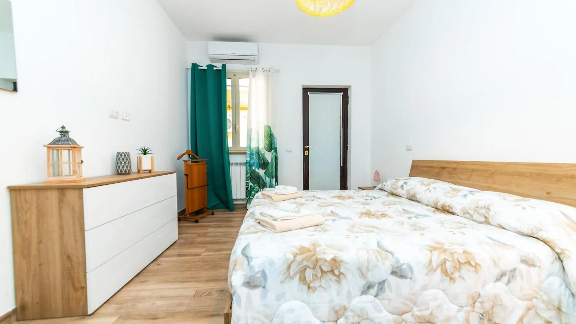 Metrofront-Apartment Roma 0*,